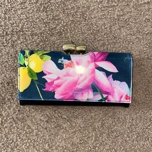 Gently Used Ted Baker Wallet